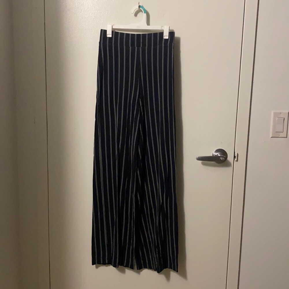 Forever 21 striped Knit pants size XS